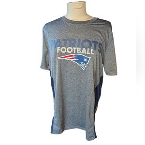 NFL Patriots NWT Gray Short Sleeve Tee-shirt Patriots Logo Unisex